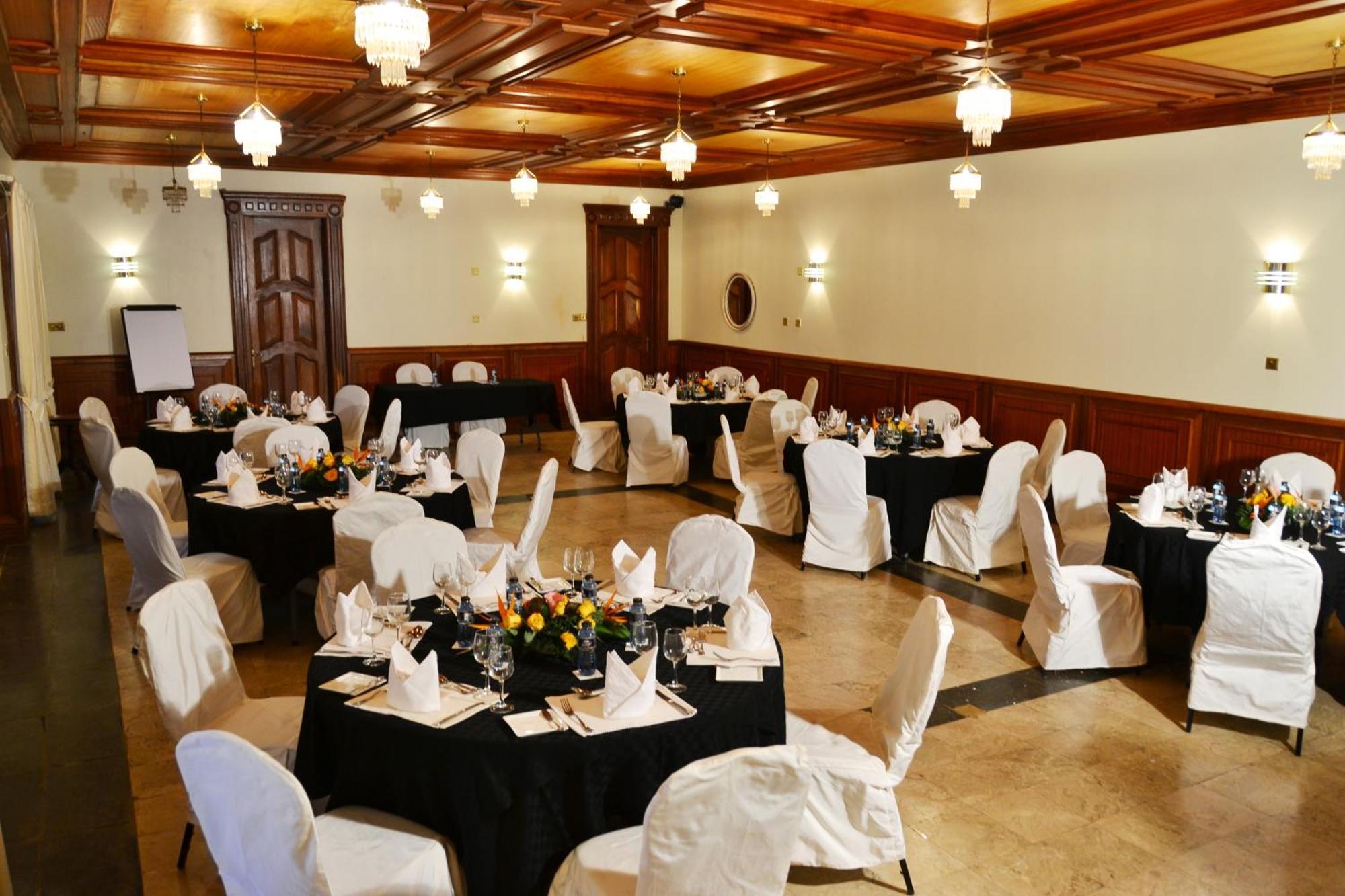 Muthu Sovereign Suites & Spa, Limuru Road, Nairobi Dış mekan fotoğraf